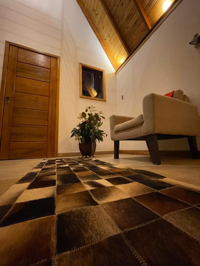 Villa Italia Chale Санту-Антониу-ду-Пиньял Экстерьер фото